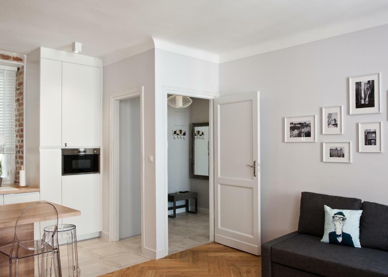 Red Brick Old Town Apartment วอร์ซอ ภายนอก รูปภาพ